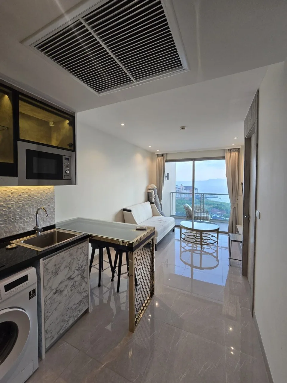 Riviera Monaco в На-Джомтьене, 14 этаж